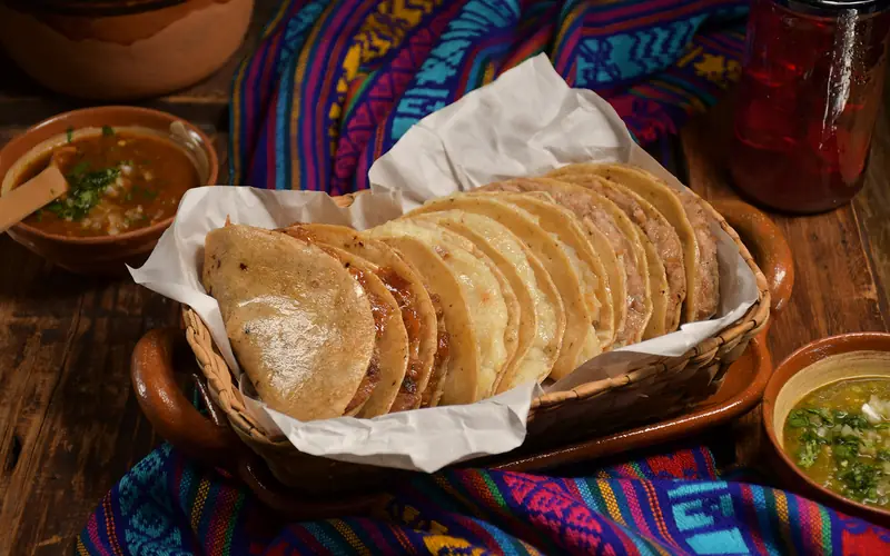 Tacos de canasta para fiestas y eventos familiares en CDMX